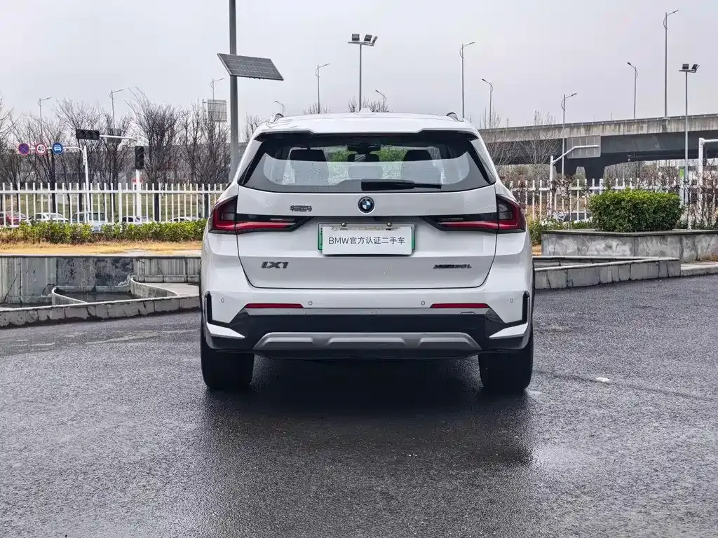 BMW iX1 2025 из CN, фото 10