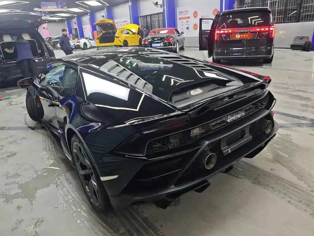 Lamborghini Huracan — фото 4