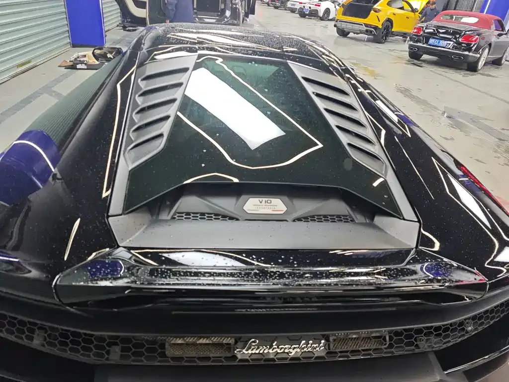 Lamborghini Huracan — фото 2