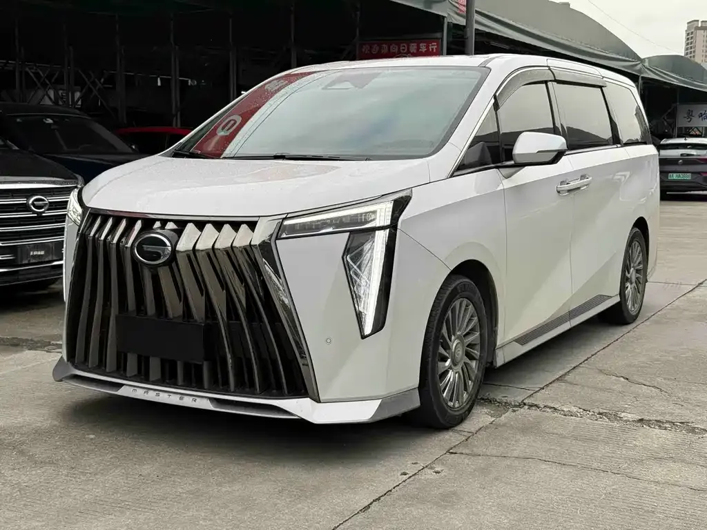 GAC Motor Trumpchi M8 — фото 1