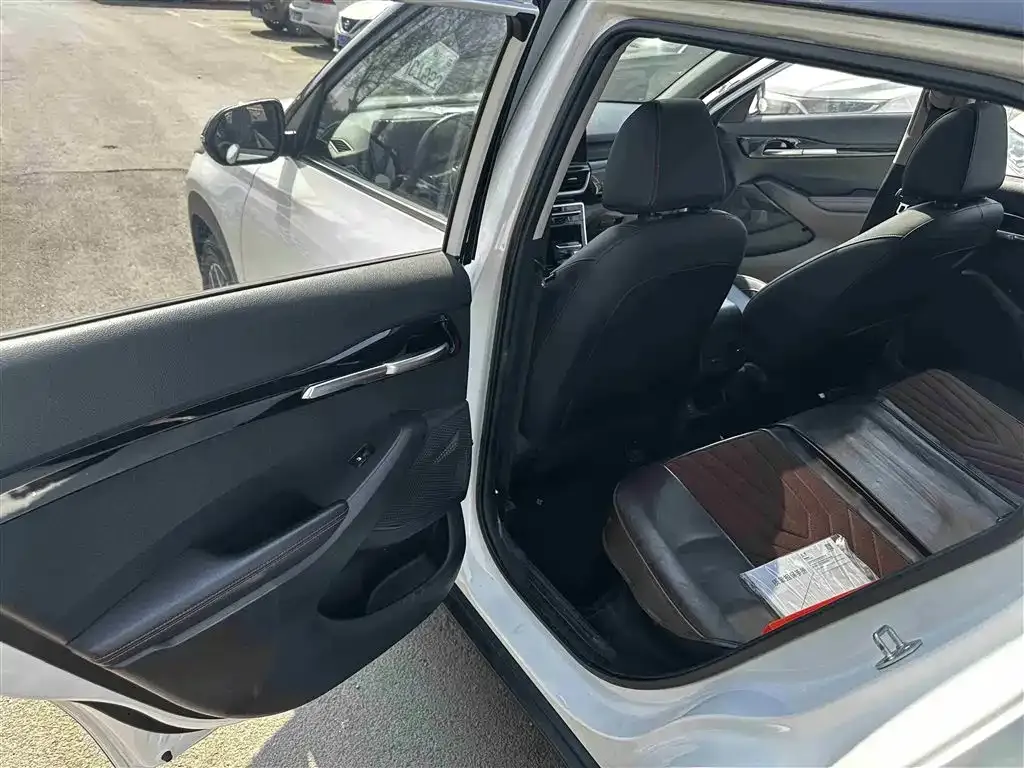 Kia KX3 2021 из CN, фото 10