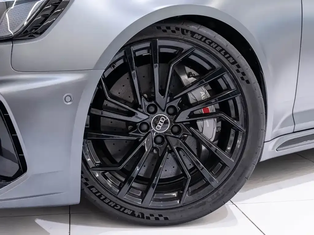 Audi RS 4 2022 из CN, фото 9