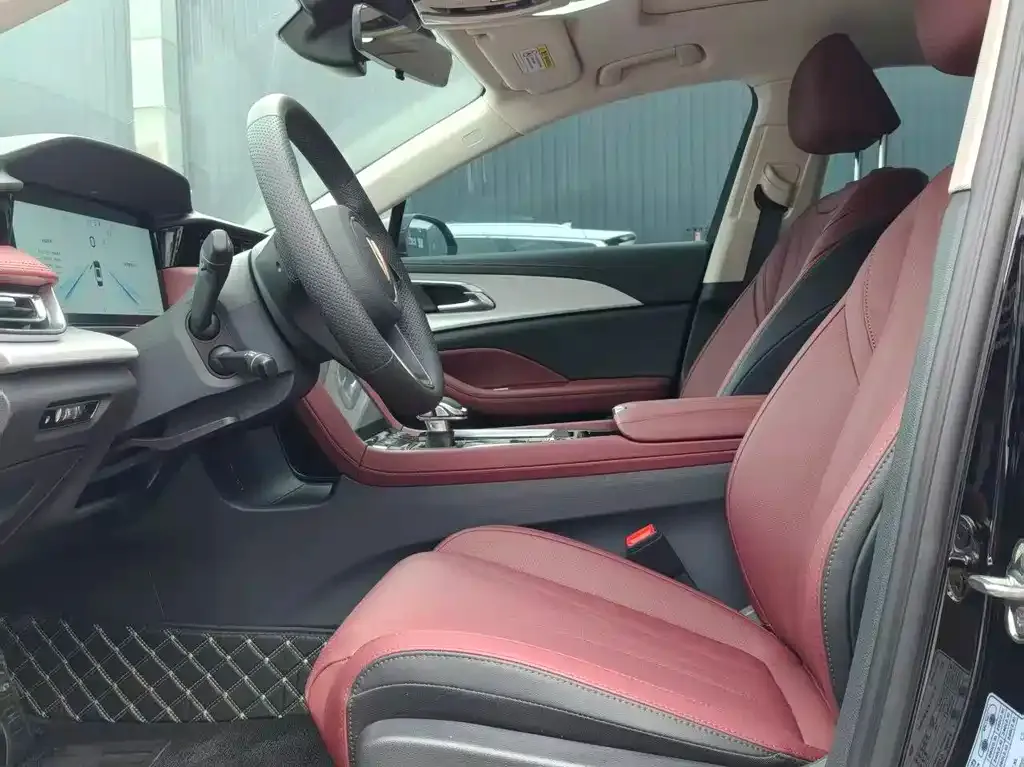 Hongqi H5 PHEV 2025 из CN, фото 5