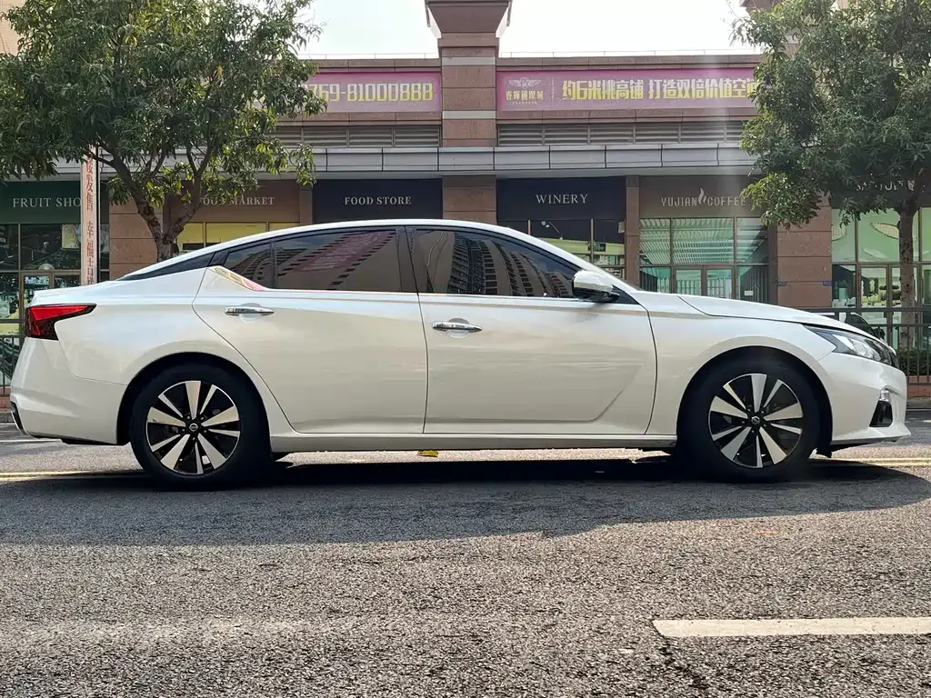 Nissan Teana — фото 4