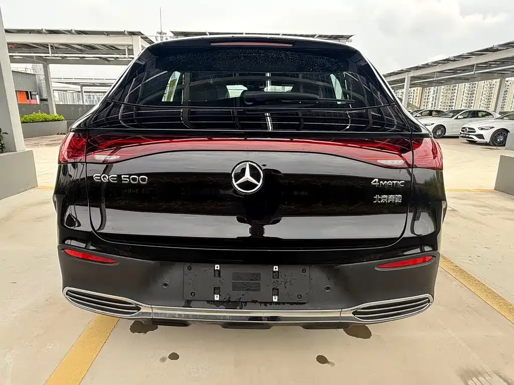 Mercedes-Benz EQE SUV — фото 2