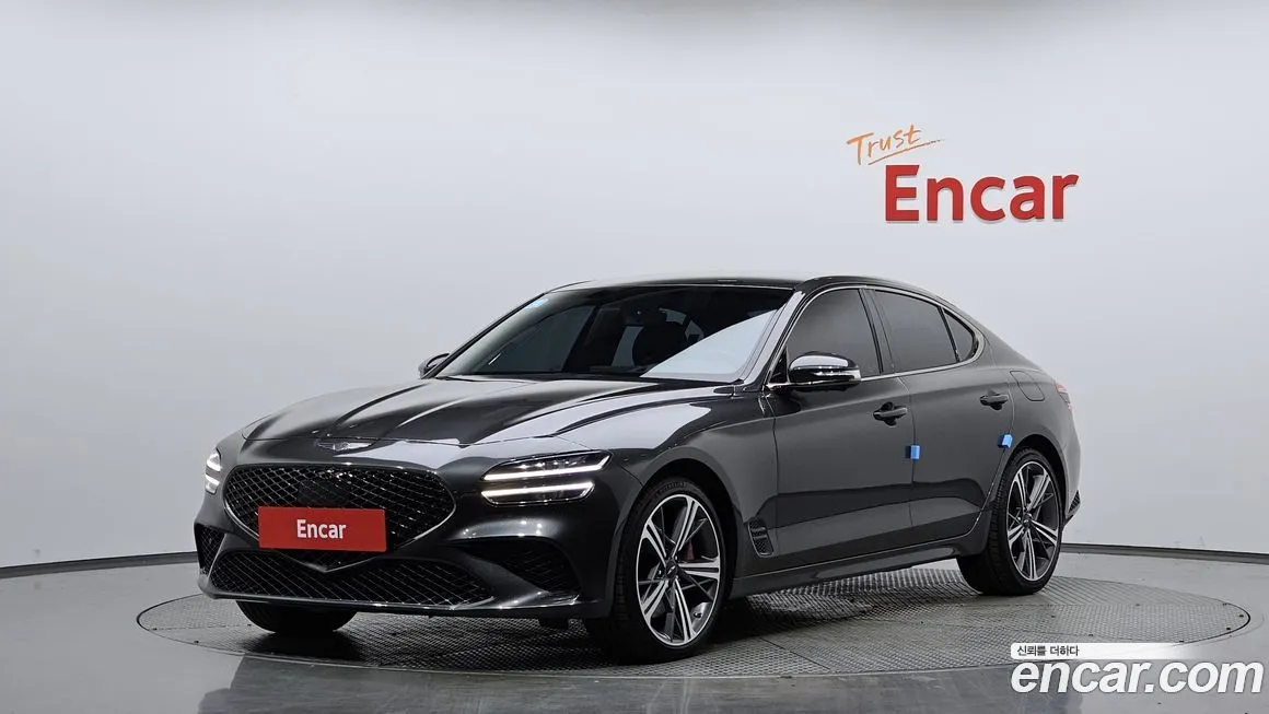 Genesis G70