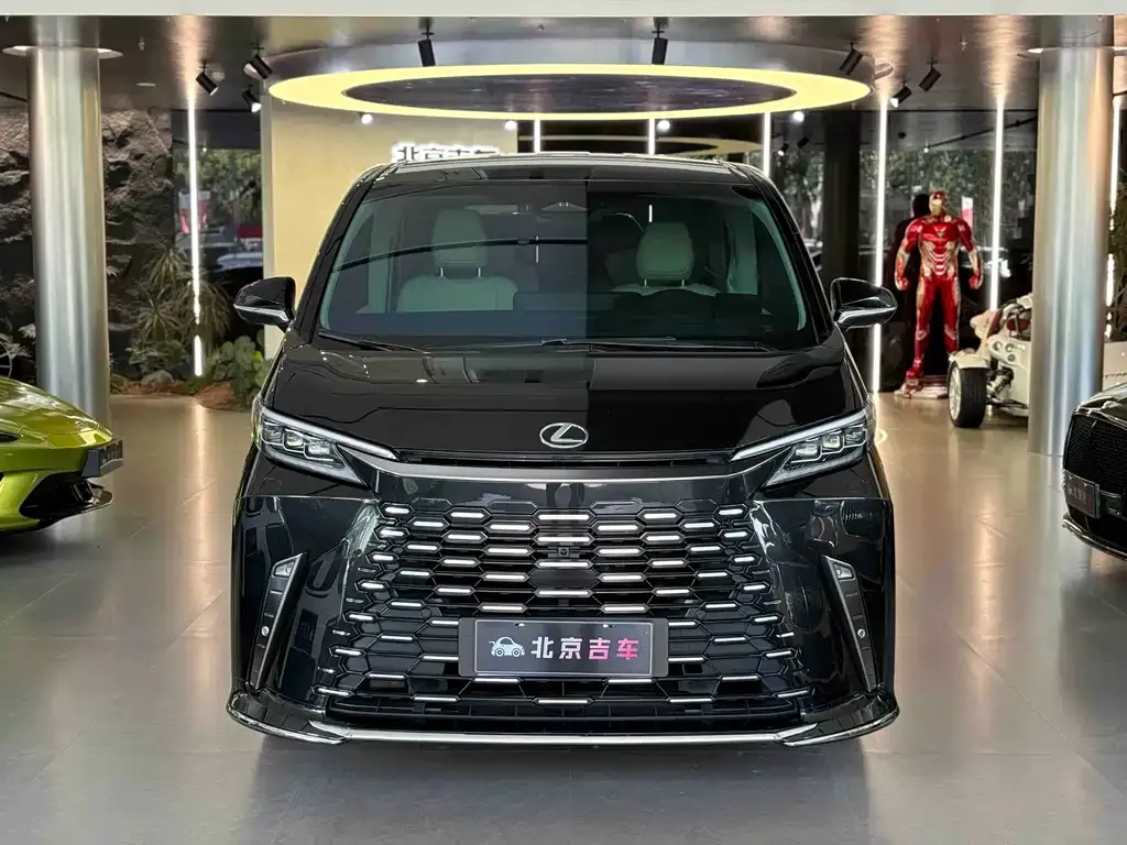 Lexus LM 2026 из CN, фото 5
