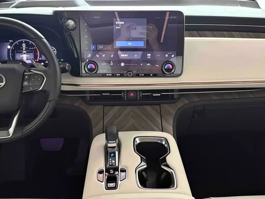 Lexus LM 2026 из CN, фото 7