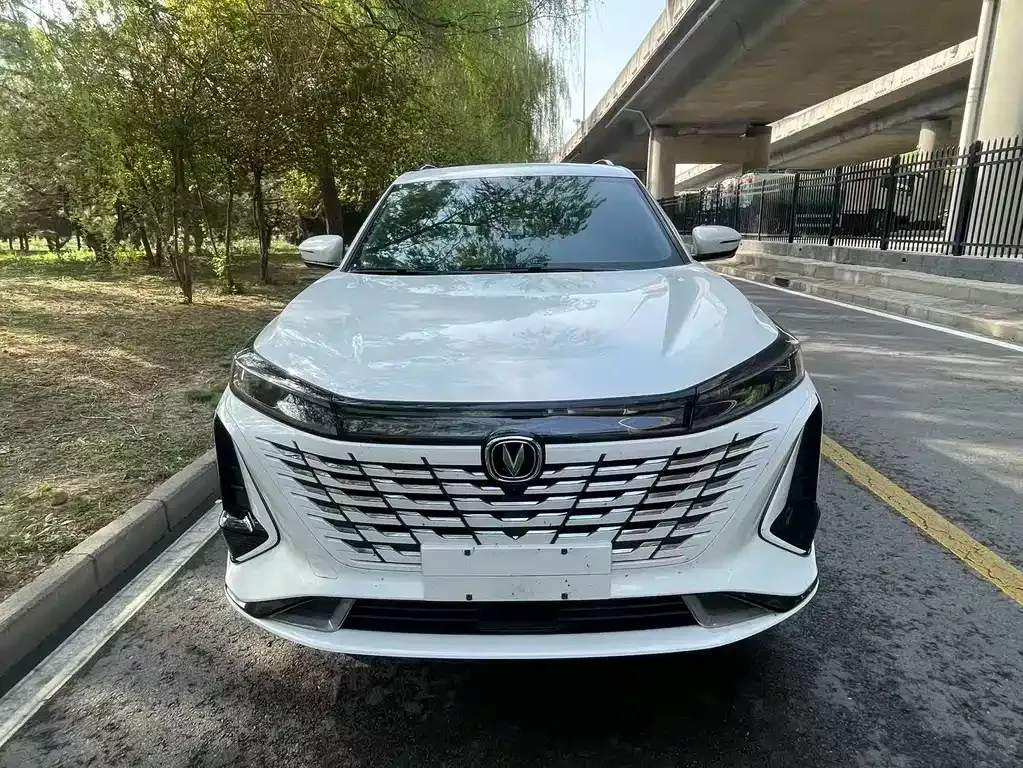 Changan CS75PLUS — фото 4