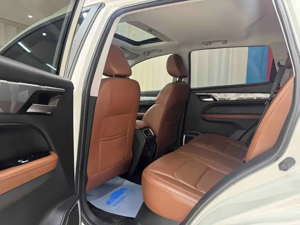 Geely Vision X6 — фото 10