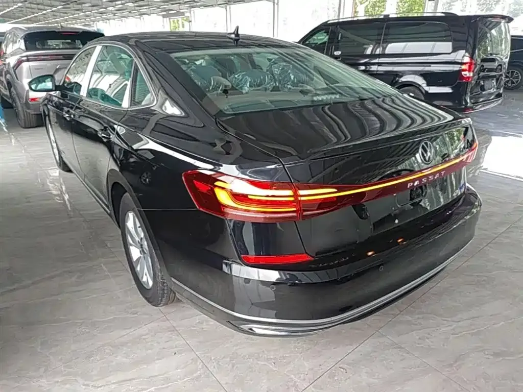 Volkswagen 帕萨特插电混动 — фото 5