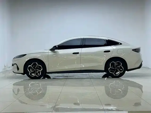 BYD Seal 06 — фото 10
