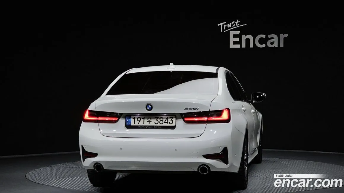 BMW 3-Series 2022 из KR, фото 8