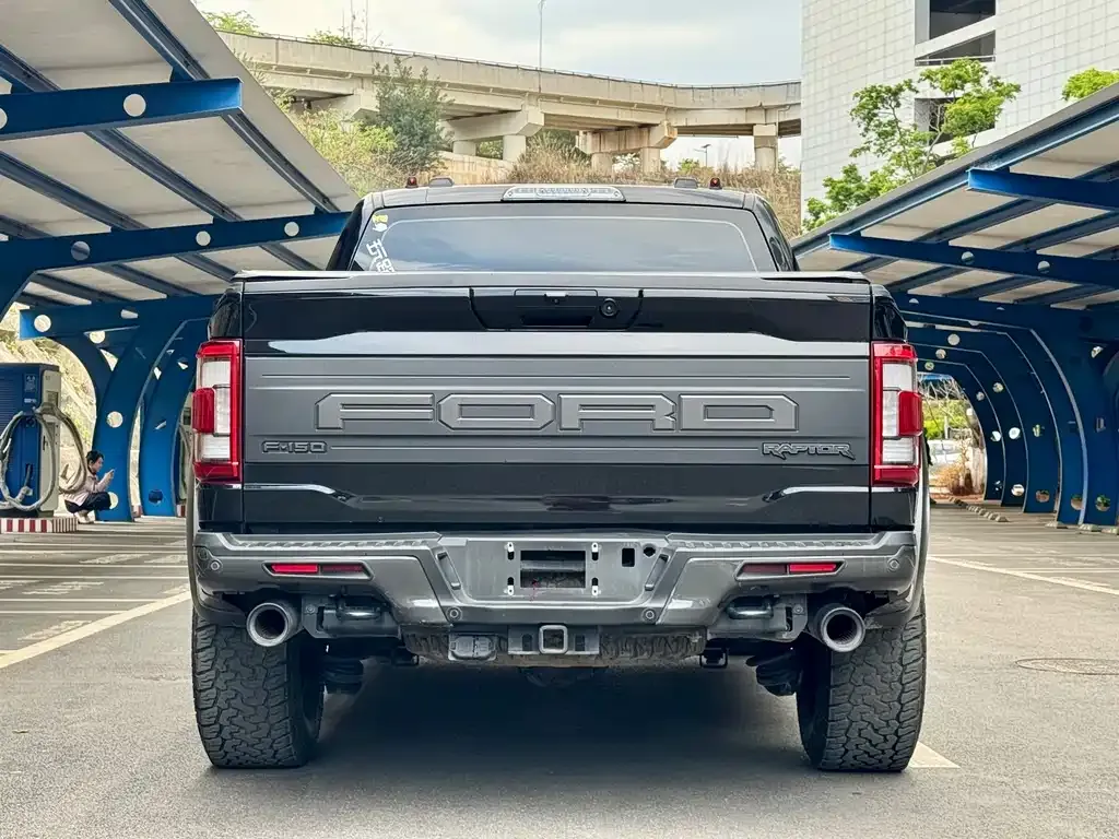 Ford F-150 Raptor — фото 8