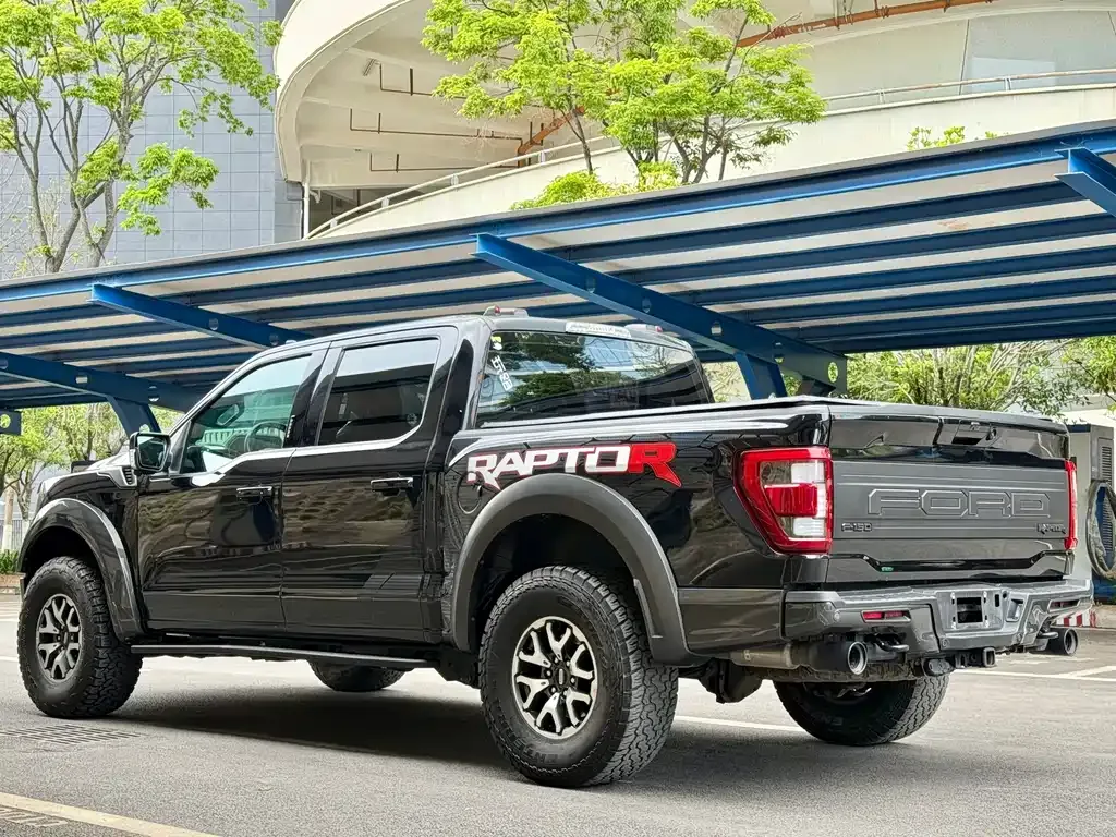 Ford F-150 Raptor — фото 5