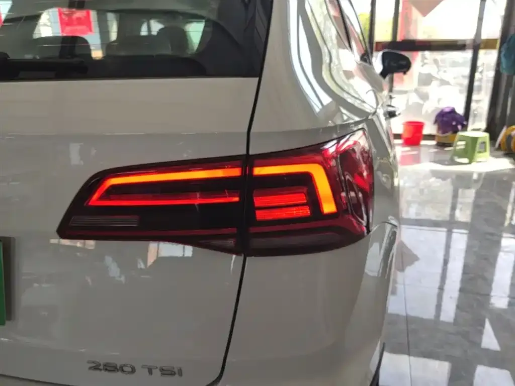 Volkswagen Tharu — фото 3