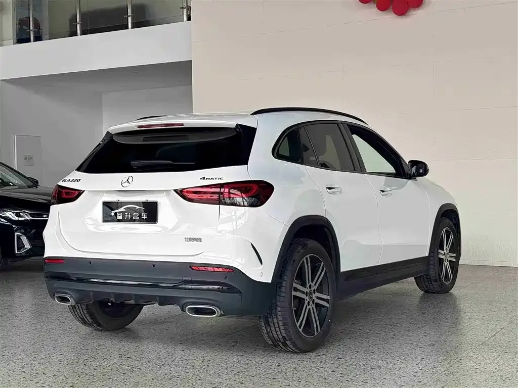 Mercedes-Benz GLA — фото 4