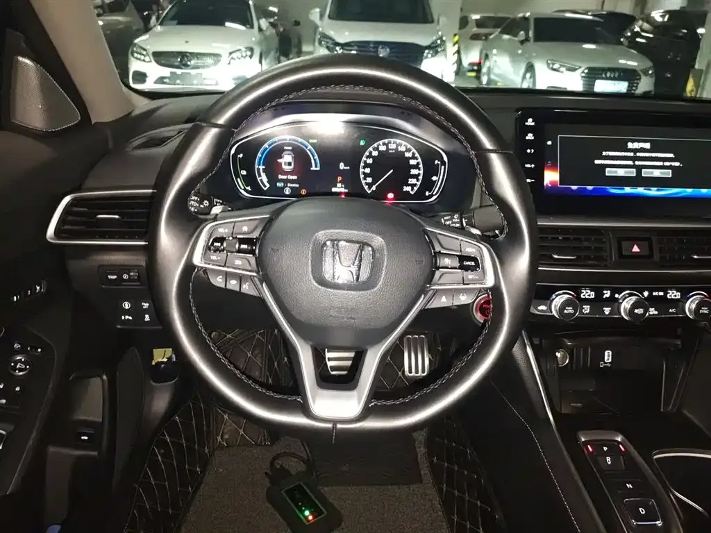 Honda Accord — фото 6