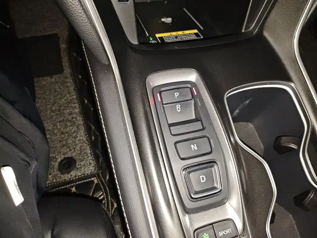 Honda Accord — фото 4