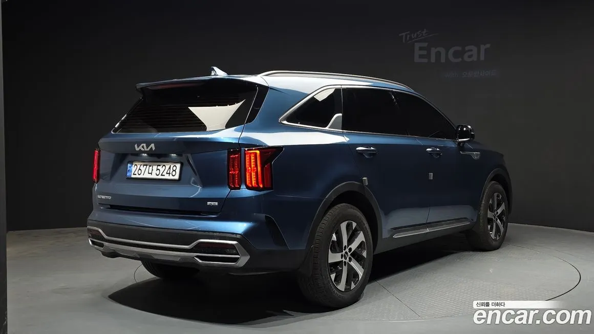 Kia Sorento — фото 5