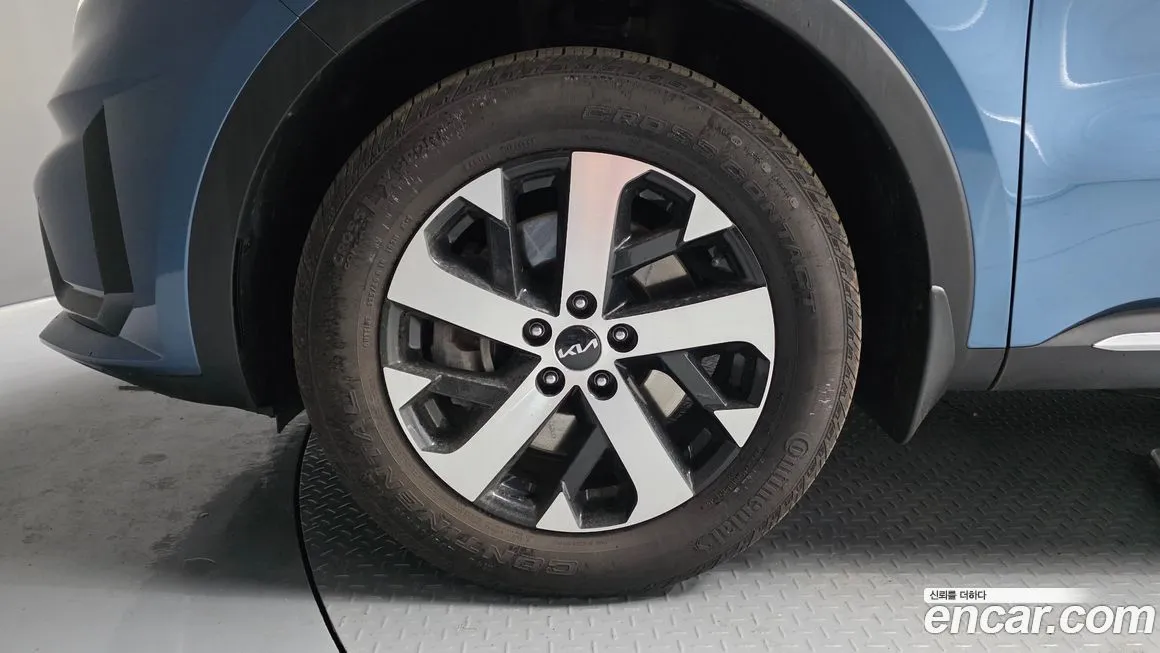 Kia Sorento — фото 3
