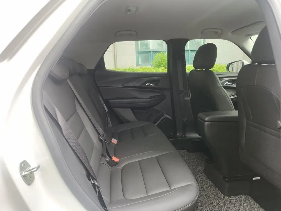 Chevrolet (GM Daewoo) Trailblazer 2021 из KR, фото 8