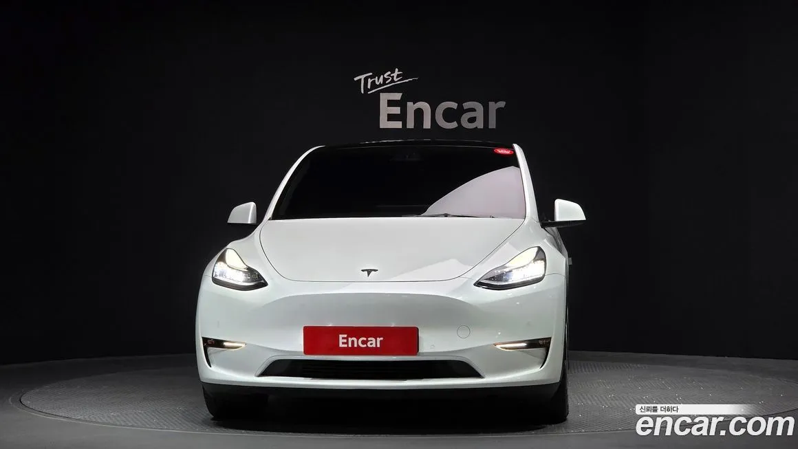 Tesla Model Y — фото 3