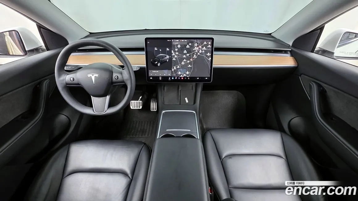 Tesla Model Y — фото 6