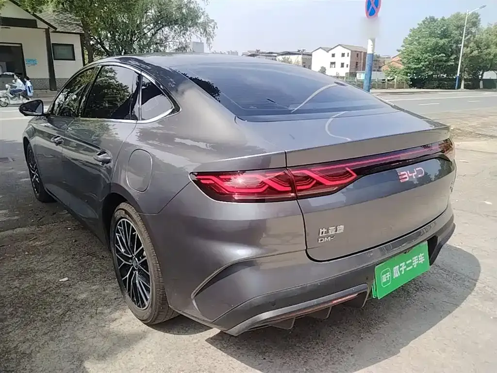BYD Qin L — фото 9