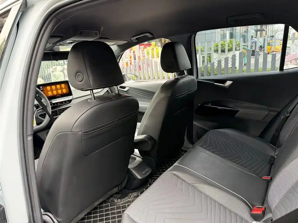 Volkswagen ID.3 2023 из CN, фото 7