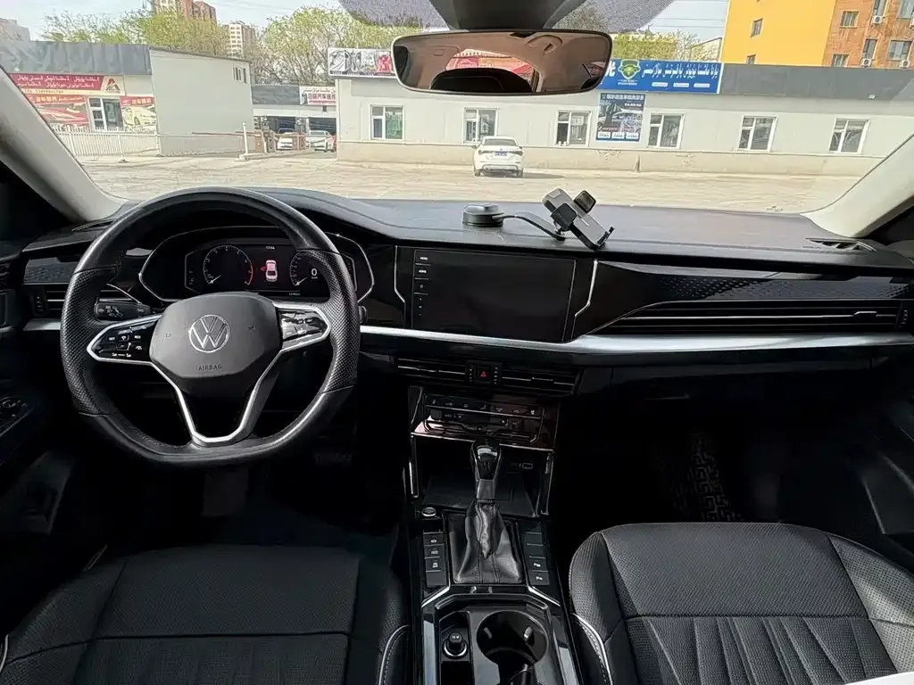 Volkswagen Passat — фото 2