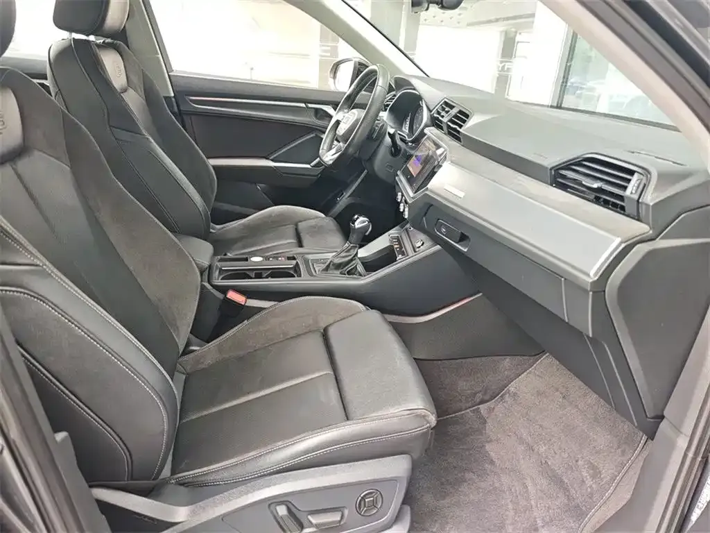 Audi Q3 Sportback — фото 5