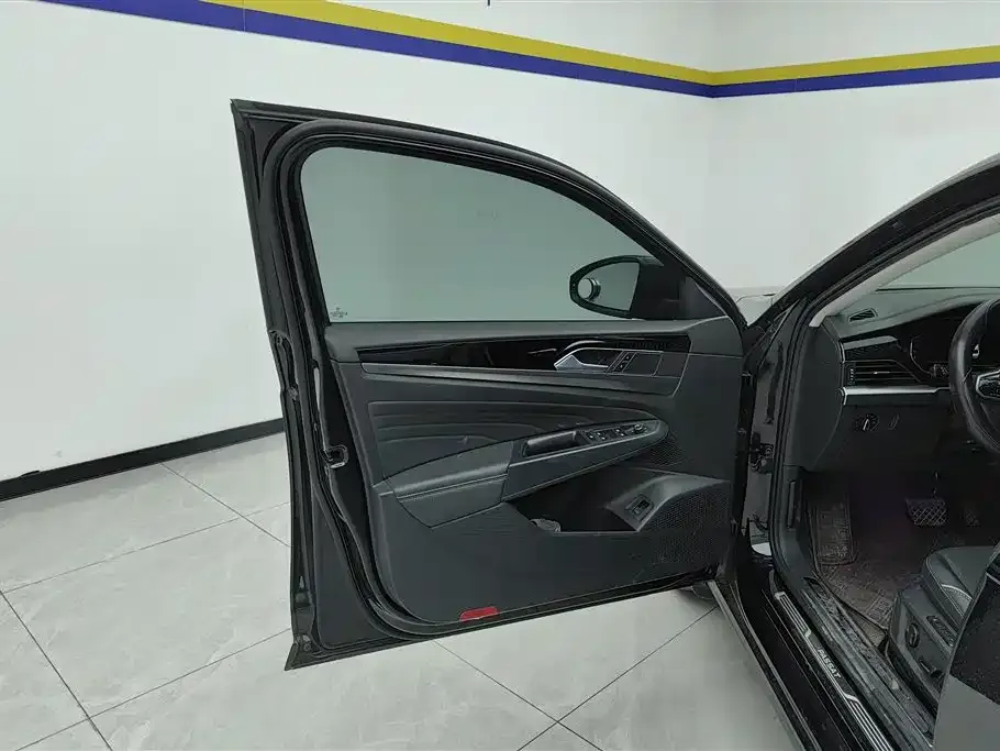 Volkswagen Passat — фото 5