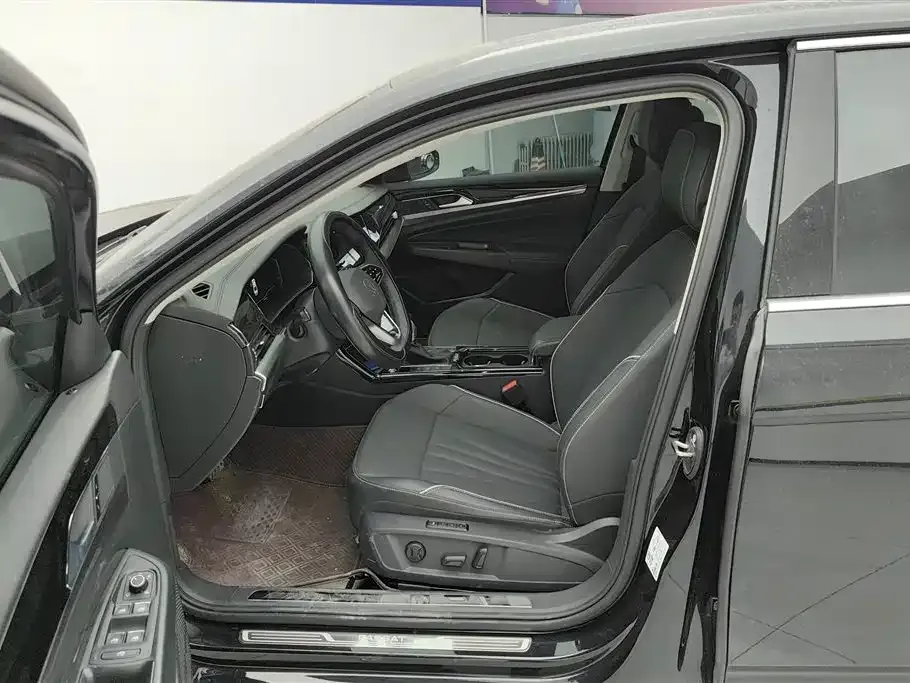 Volkswagen Passat — фото 10
