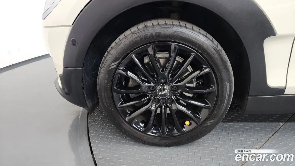 Mini Clubman 2022 из KR, фото 2