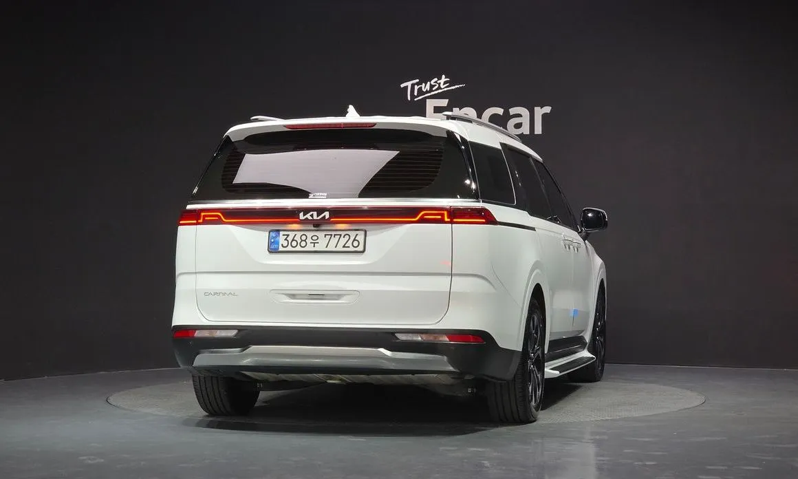 Kia Carnival 2023 из KR, фото 2