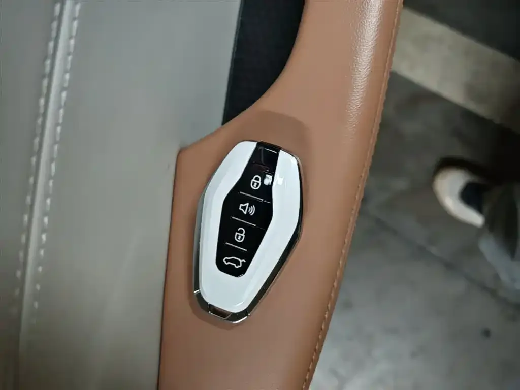 Jetour X70 C-DM 2024 из CN, фото 4