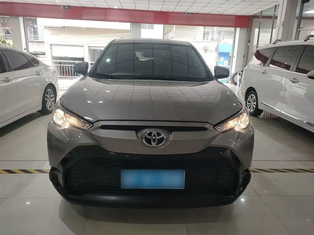 Toyota Frontlander 2023 из CN, фото 5