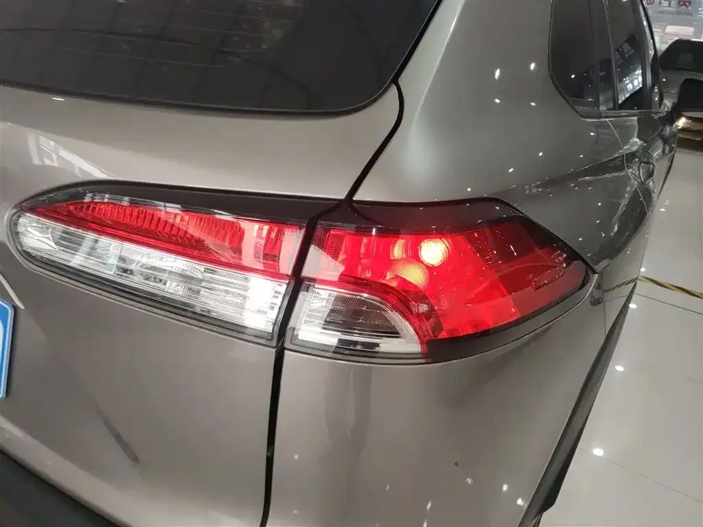 Toyota Frontlander 2023 из CN, фото 3