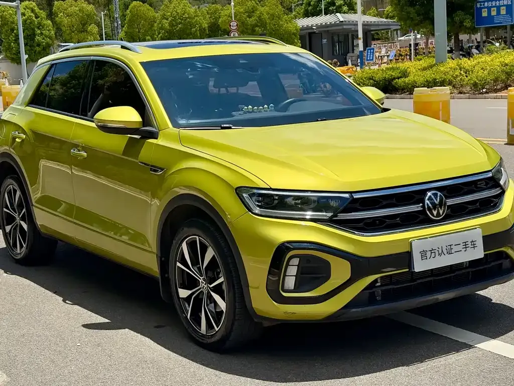 Volkswagen T-Roc — фото 6