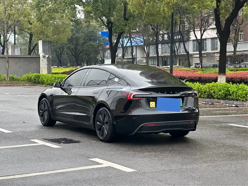 Tesla Model 3 2024 из CN, фото 9