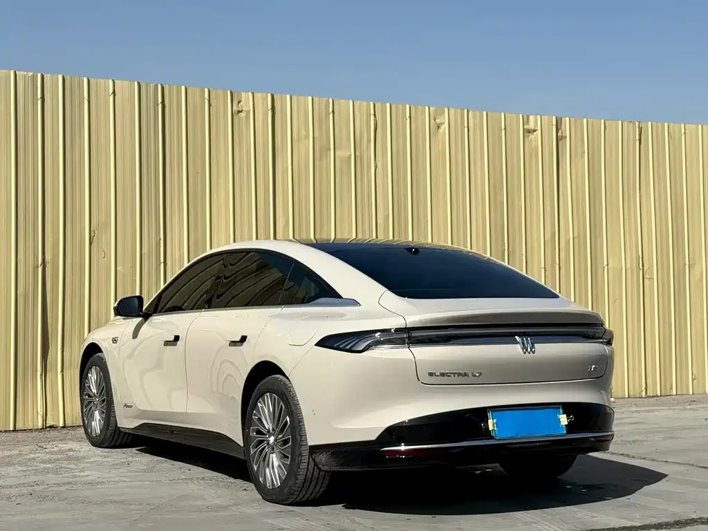 Buick Electra L7 2026 из CN, фото 9
