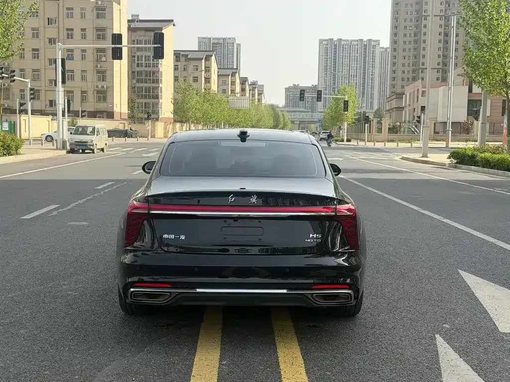 Hongqi H5 — фото 7