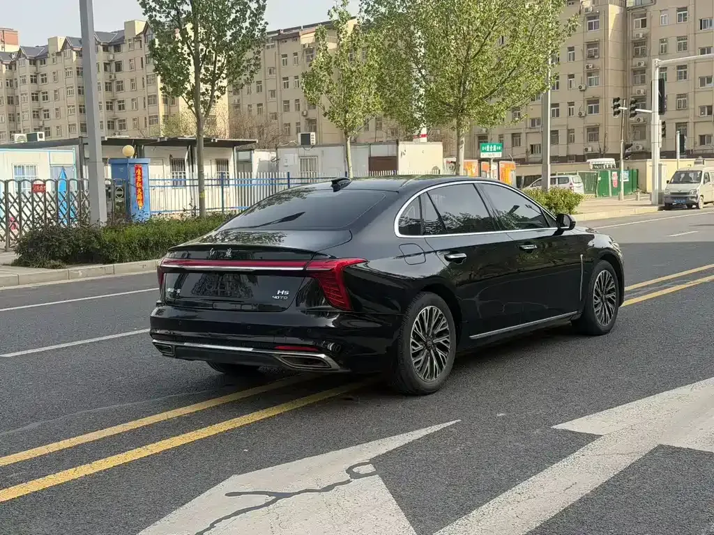Hongqi H5 — фото 4
