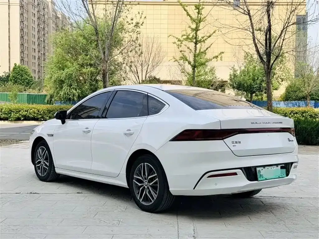 BYD Qin PLUS — фото 9