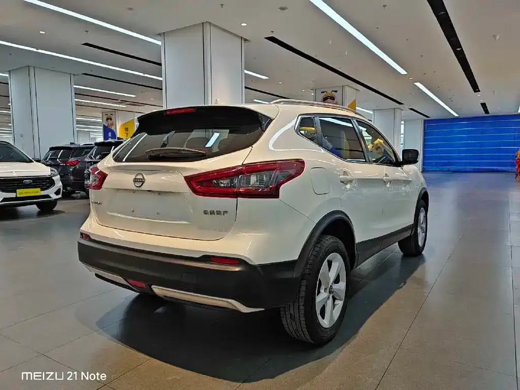 Nissan Qashqai — фото 6