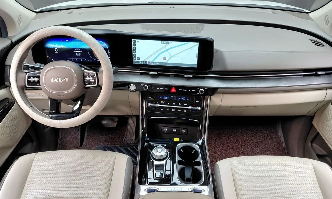 Kia Carnival 2023 из KR, фото 10