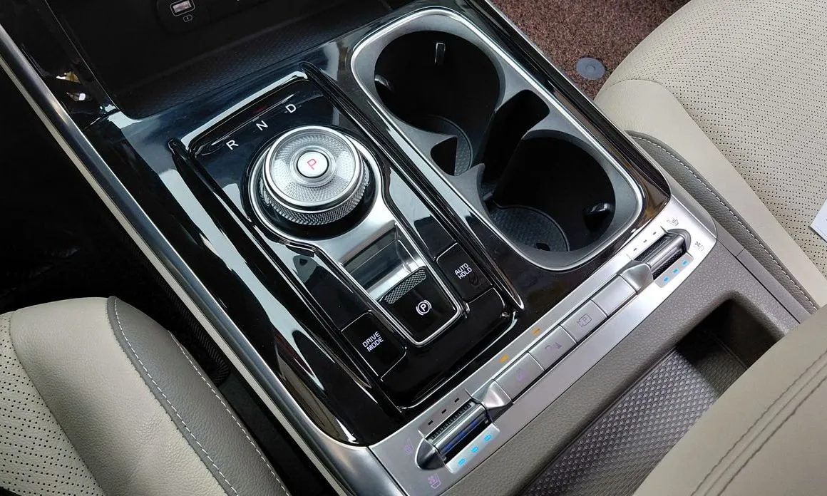 Kia Carnival 2023 из KR, фото 9