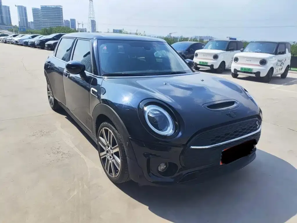 MINI Clubman — фото 7