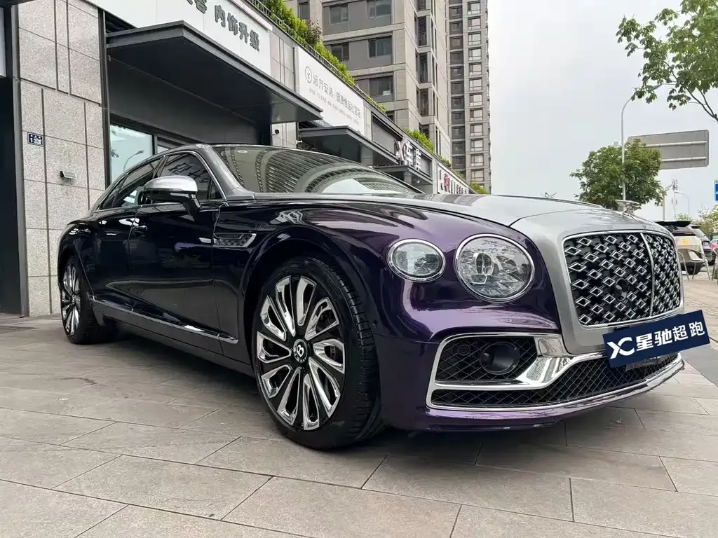 Bentley Flying Spur — фото 5